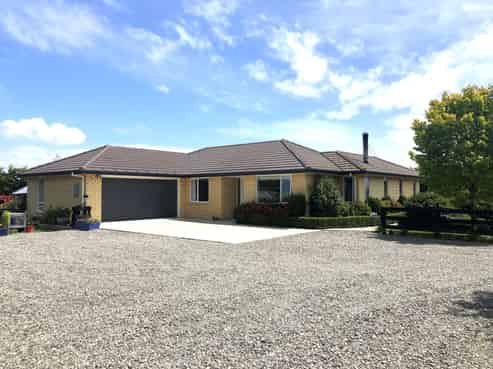 671 Browns Rock Road, Oxford