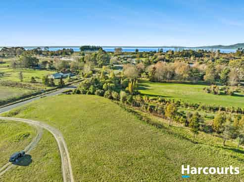 166 Mapua Drive, Mapua