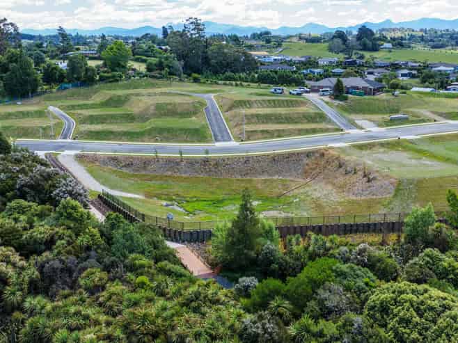 166 Mapua Drive, Mapua