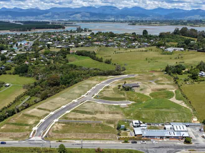 166 Mapua Drive, Mapua