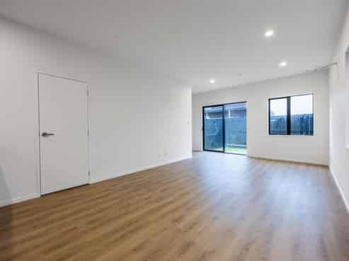 51 Whare Kauri Road, Takanini