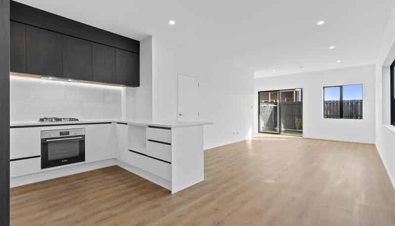 51 Whare Kauri Road, Takanini