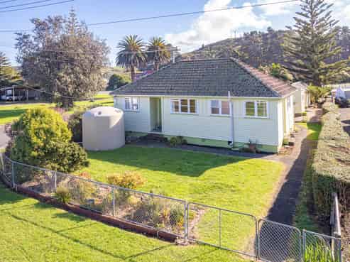 2 Kells Street, Waitotara