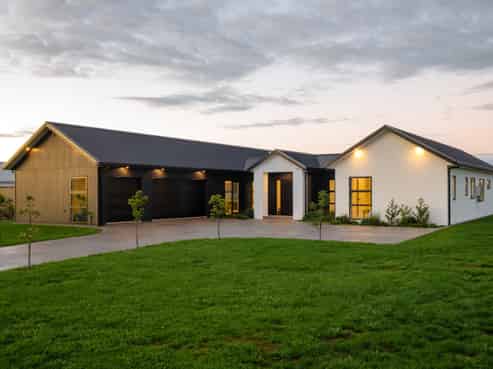 28 Captain Stone, Te Kowhai