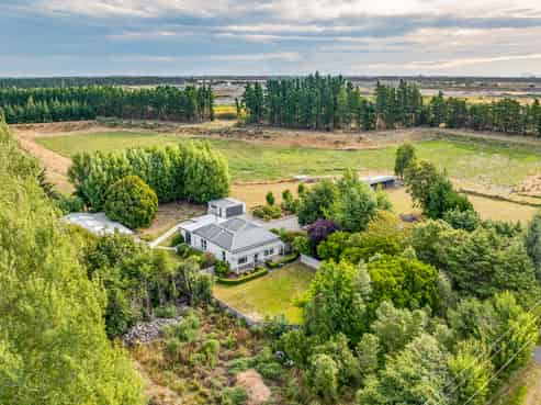 199 Old West Coast Road, Templeton