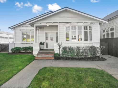 1 Herbert Street, Melling