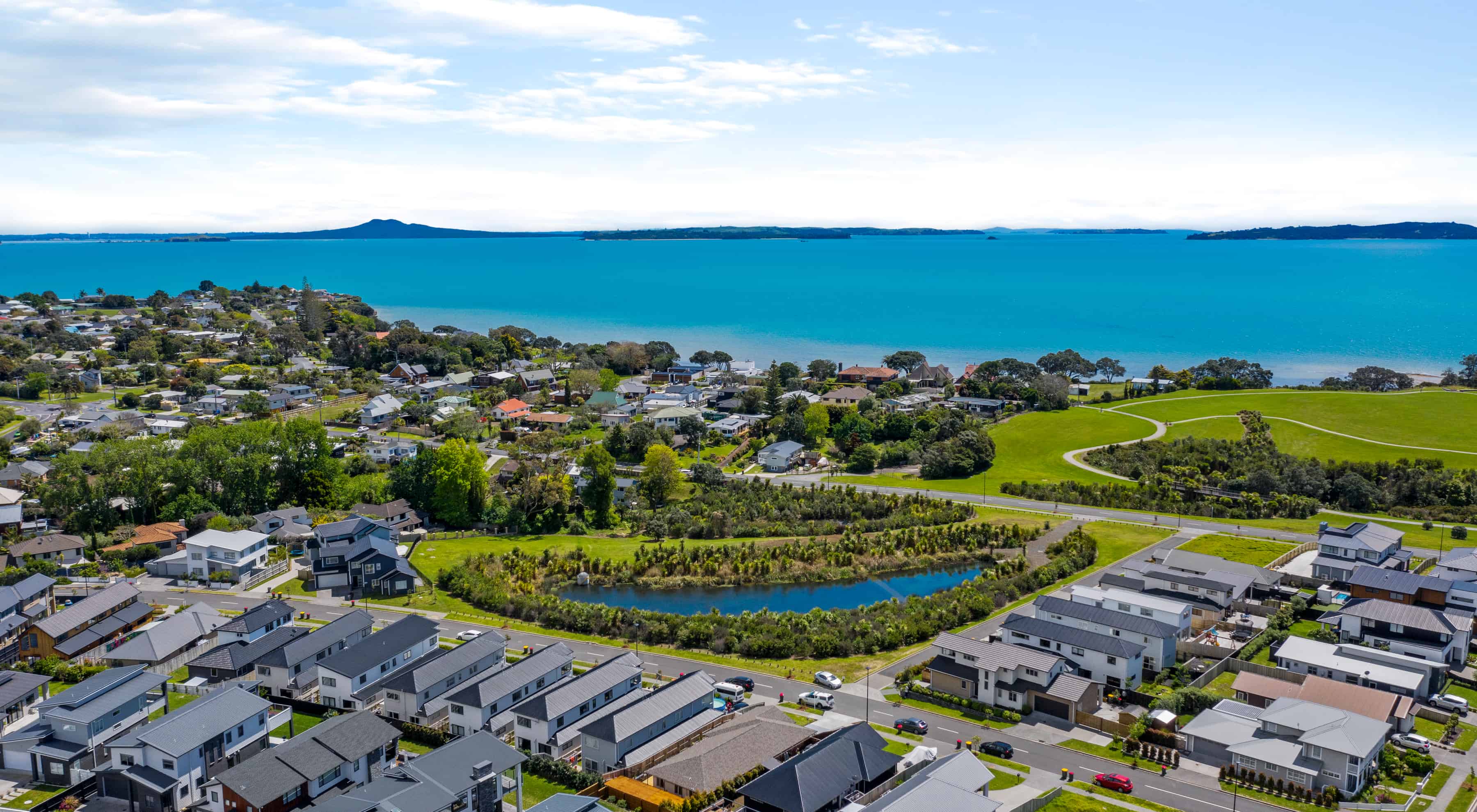 8 Atalanta Way, Beachlands, Manukau City For Sale realestate.co.nz
