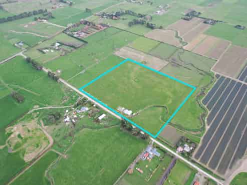 61 Hoggs Road, Manakau