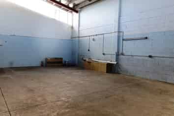 COMMERCIAL BUILDING FOR LEASE 