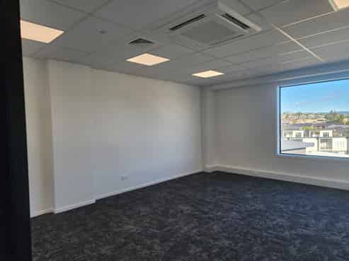 Premium office for lease in Omokoroa