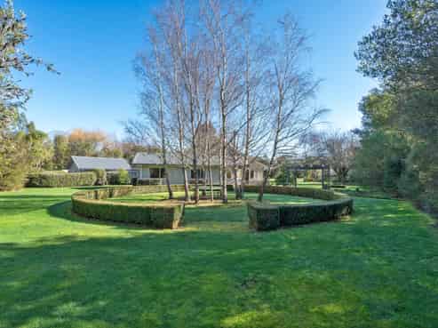 108 Willow Park Drive, Opaki