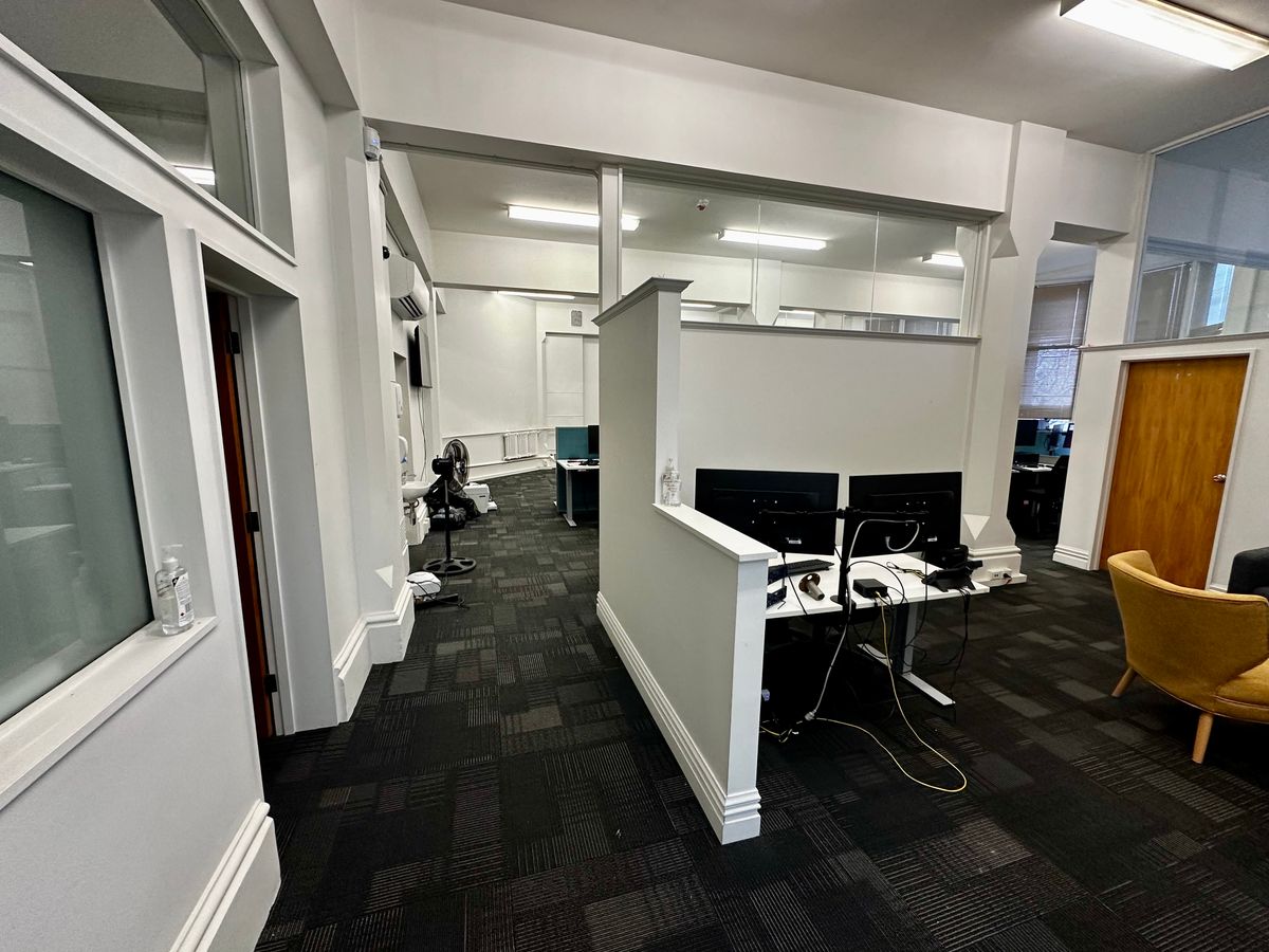 Spacious Consultancy House Office for Lease - Ansicht 6
