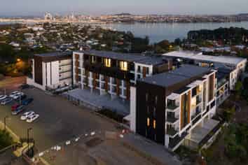208/19 Rawene Road, Birkenhead