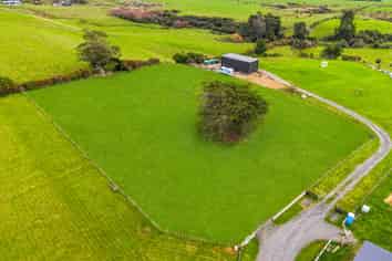 383 Wallace Road, Levin