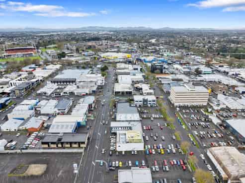 Vacant CBD Office - Occupy or Add Value Investment