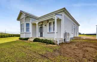 5317 Mountain Road, Eltham