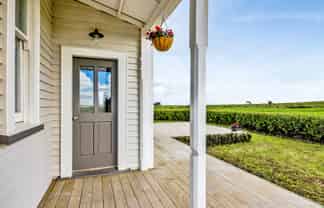 5317 Mountain Road, Eltham