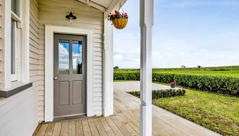 5317 Mountain Road, Eltham
