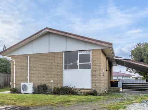 12 Argyle Street, Kew