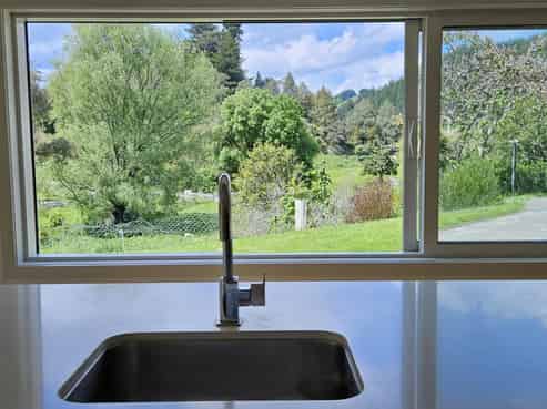 455 Longacre Road, Okoia