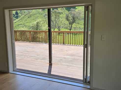 455 Longacre Road, Okoia