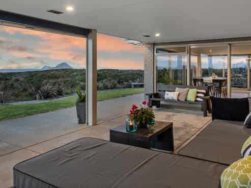 1030 Thornton Road, Matata