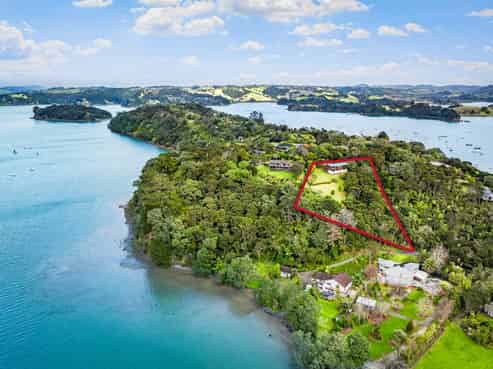 1 George Street, Mahurangi East