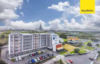 705/8 Lakewood Court, Manukau