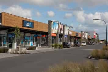 Incredible Retail Opportunity Awaits!