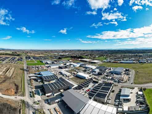 3 x Interlinked Modern Industrial Units