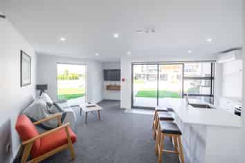 Cromwell Managements Rights & Motel for sale