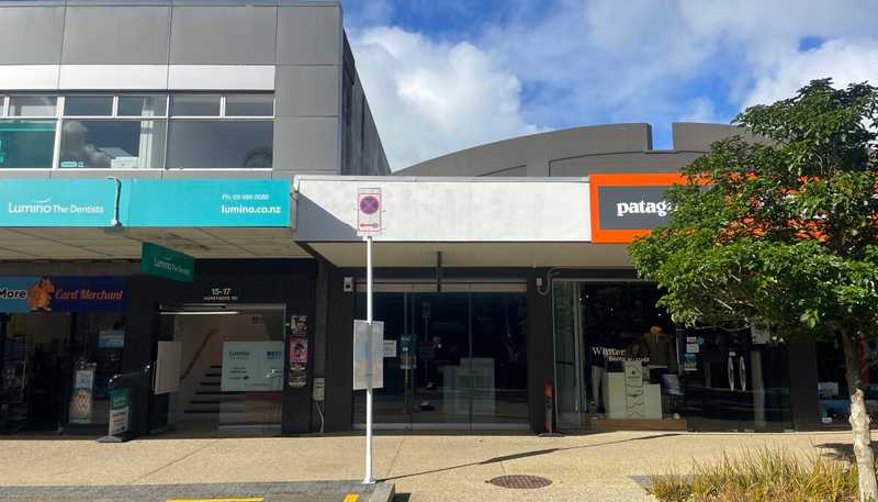 13 Hurstmere Road, Takapuna