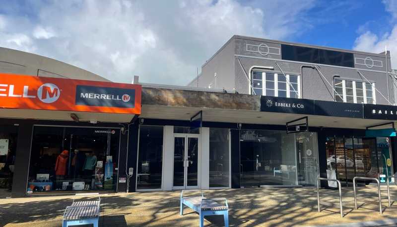 9 Hurstmere Road, Takapuna