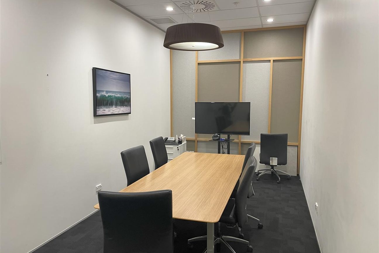 Large, Fit- out CBD Office with Ample Parking - Ansicht 4