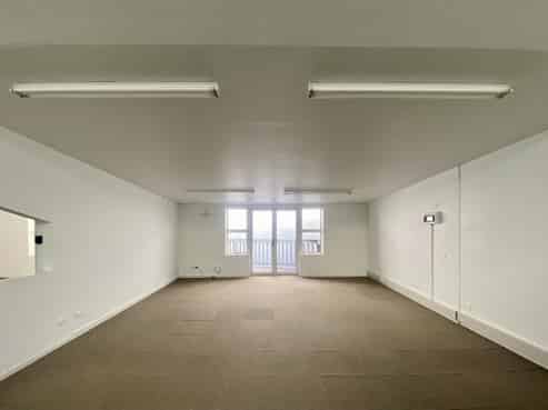 Affordable office with balcony