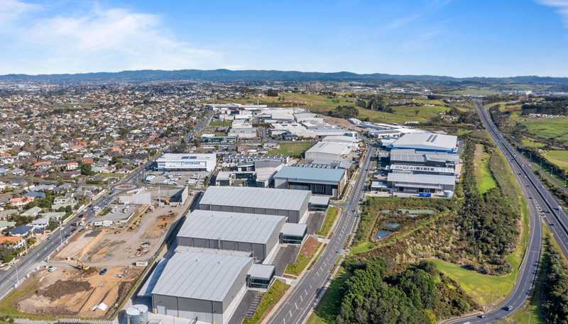 18 Westpoint Drive, Hobsonville