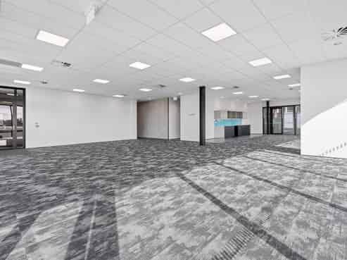 6,458sqm industrial – A grade facility