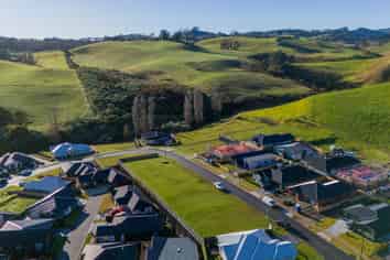 200 Adler Drive, Ohauiti