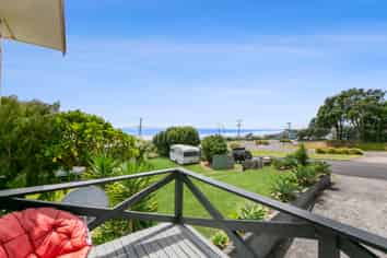 4 Shearer Drive, Oakura