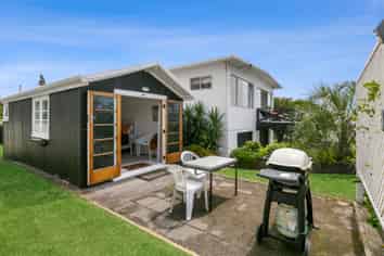 4 Shearer Drive, Oakura