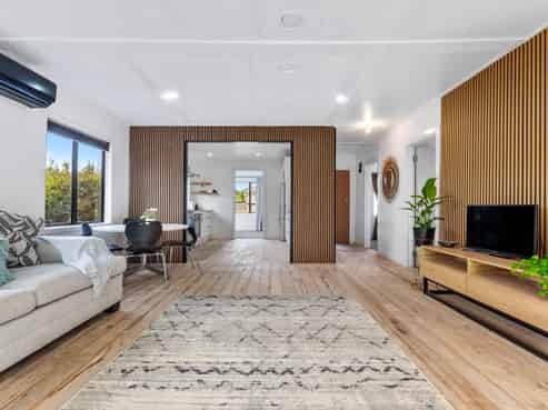 4 Rere Place, Parakai