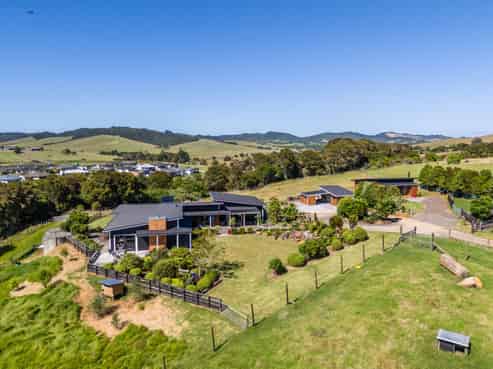 65 Jameson Esplanade, Paihia