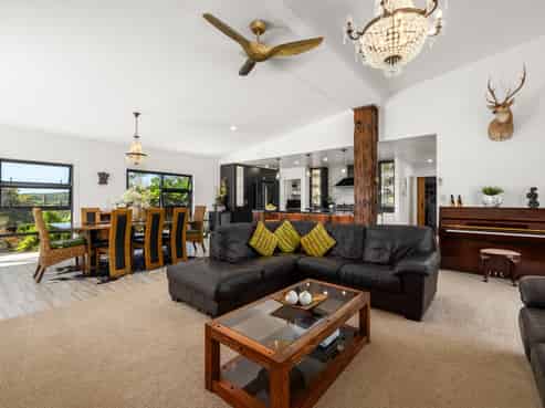 65 Jameson Esplanade, Paihia