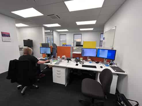 Offices South Dunedin with car parks