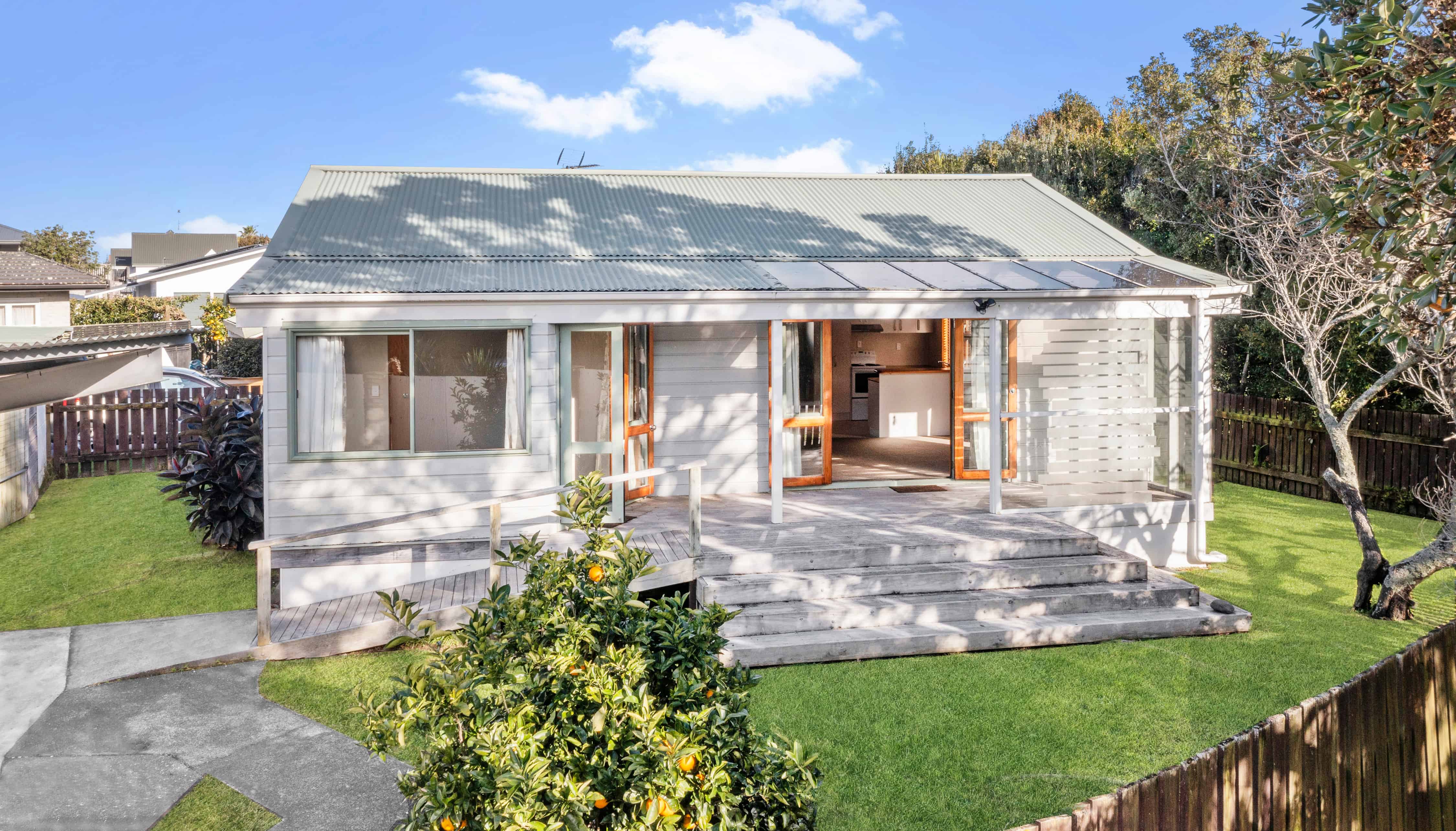 Sold 24 West Hoe Road, Orewa realestate.co.nz