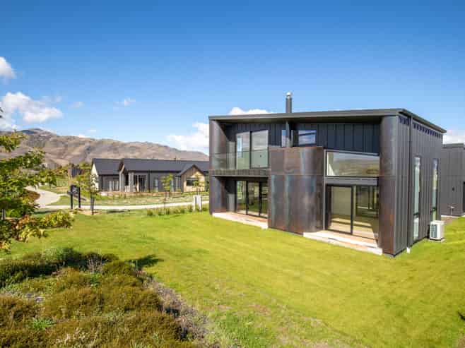 19 Magnum Drive, Cromwell