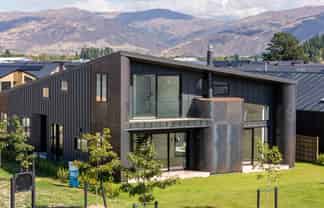 19 Magnum Drive, Cromwell