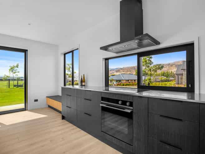 19 Magnum Drive, Cromwell
