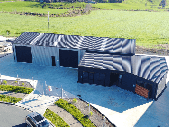 Prestige Building, Secure Yard