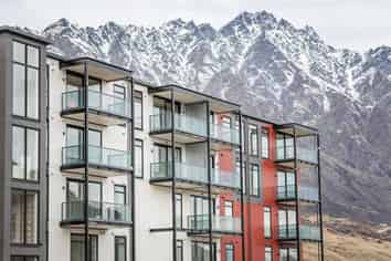 206/34 Red Oaks Drive, Frankton